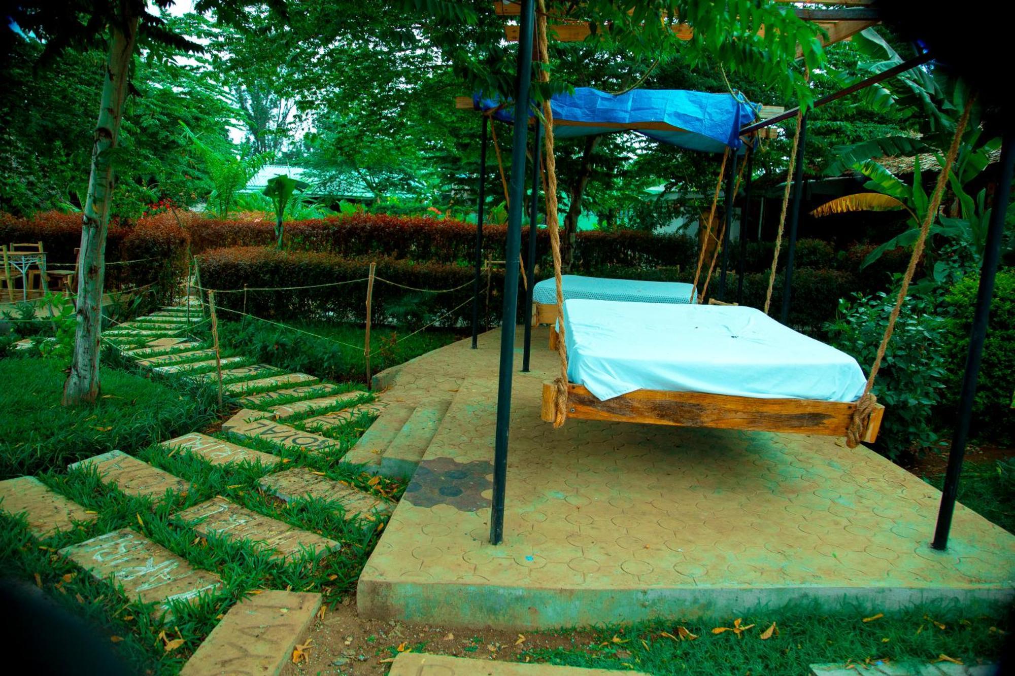 Royal Wonders Hotel Moshi Esterno foto
